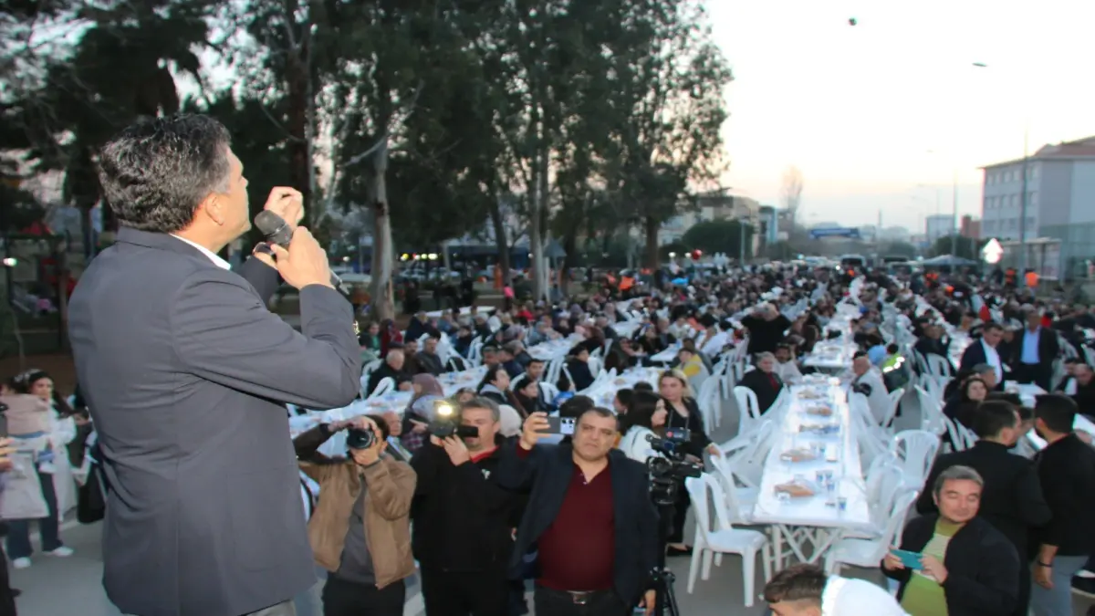 Şehit aileleri ve gaziler, iftarda bir araya geldi